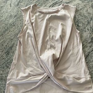 Workout Top l Medium